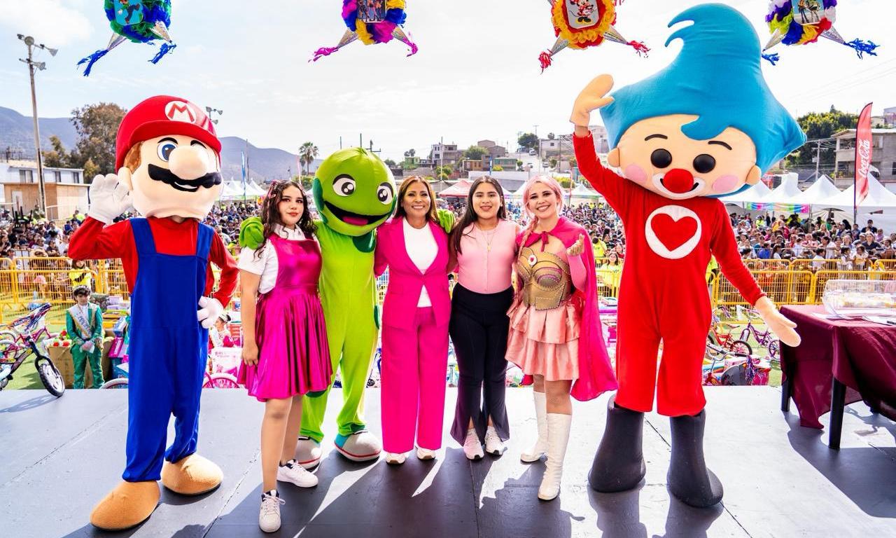 Festejo de la niñez en Ensenada