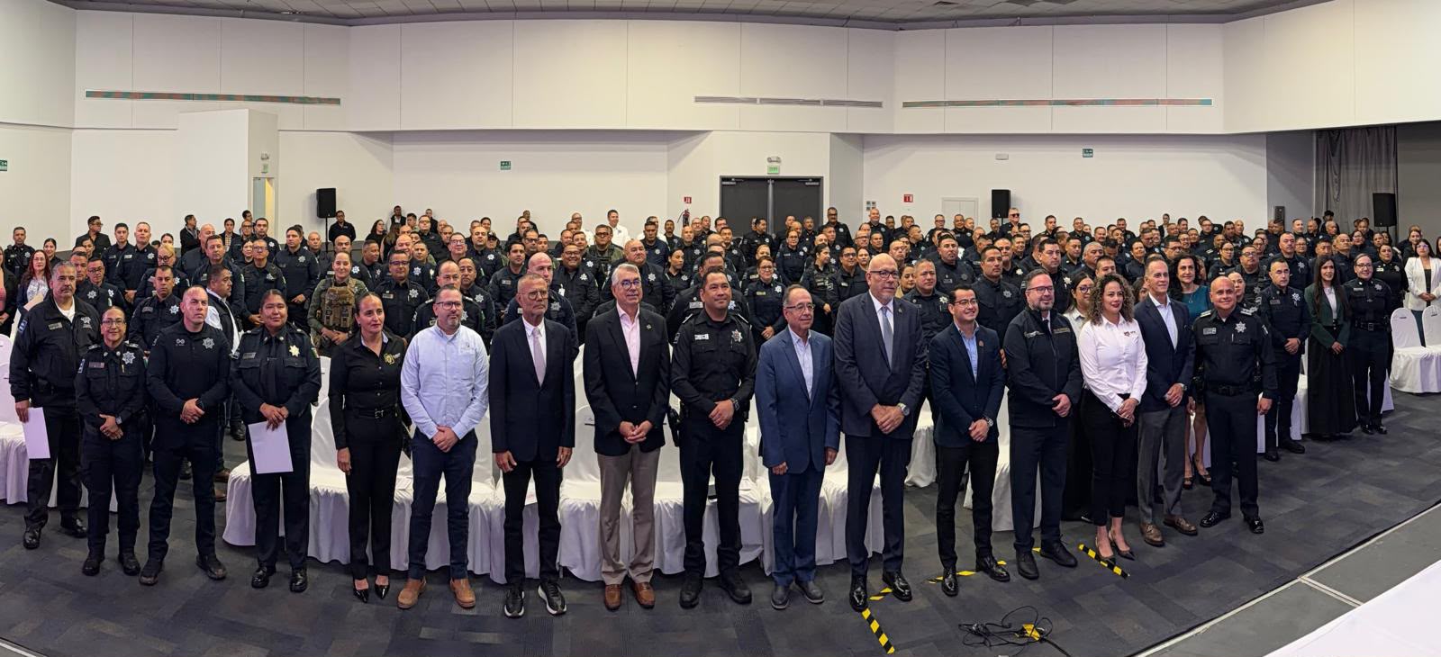 Reconocen valor y trayectoria de policías municipales en Tijuana