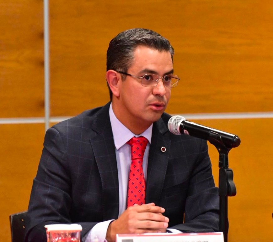 Advierten riesgo de censura previa por nuevos lineamientos de la CRT