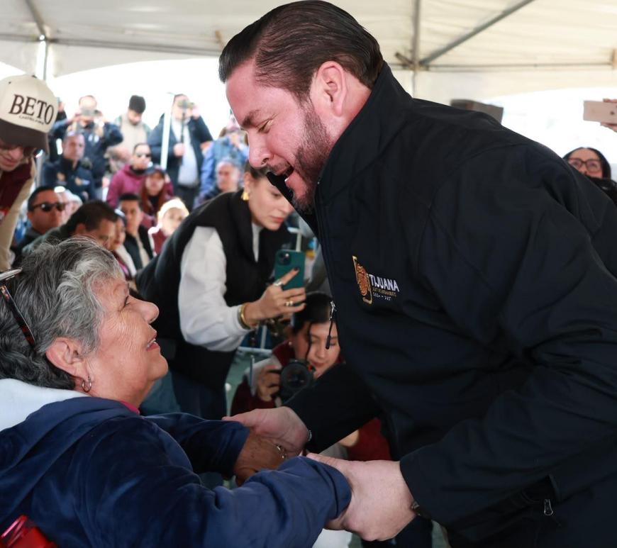 Alcalde Ismael Burgueño reporta balance de apoyos sociales y jornadas comunitarias en Tijuana