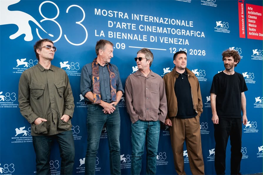 Liam y Noel Gallagher desembarcan en el Festival de Venecia para el estreno del documental sobre el regreso de Oasis