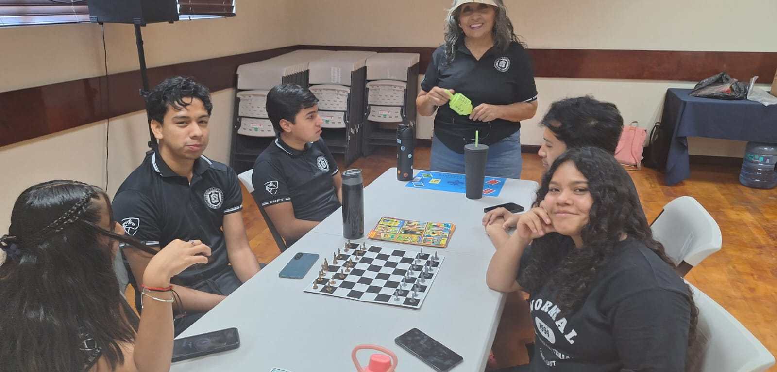 Frente al abuso de pantallas, la Normal Fronteriza busca rescatar los juegos tradicionales en las aulas