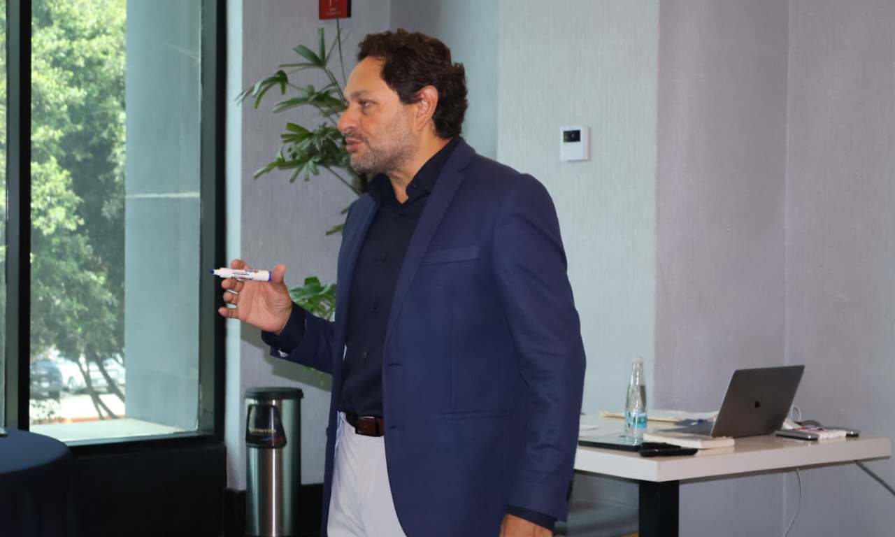 Directivos y empresarios de Tijuana se capacitan en gestión humana frente al reto de liderar equipos