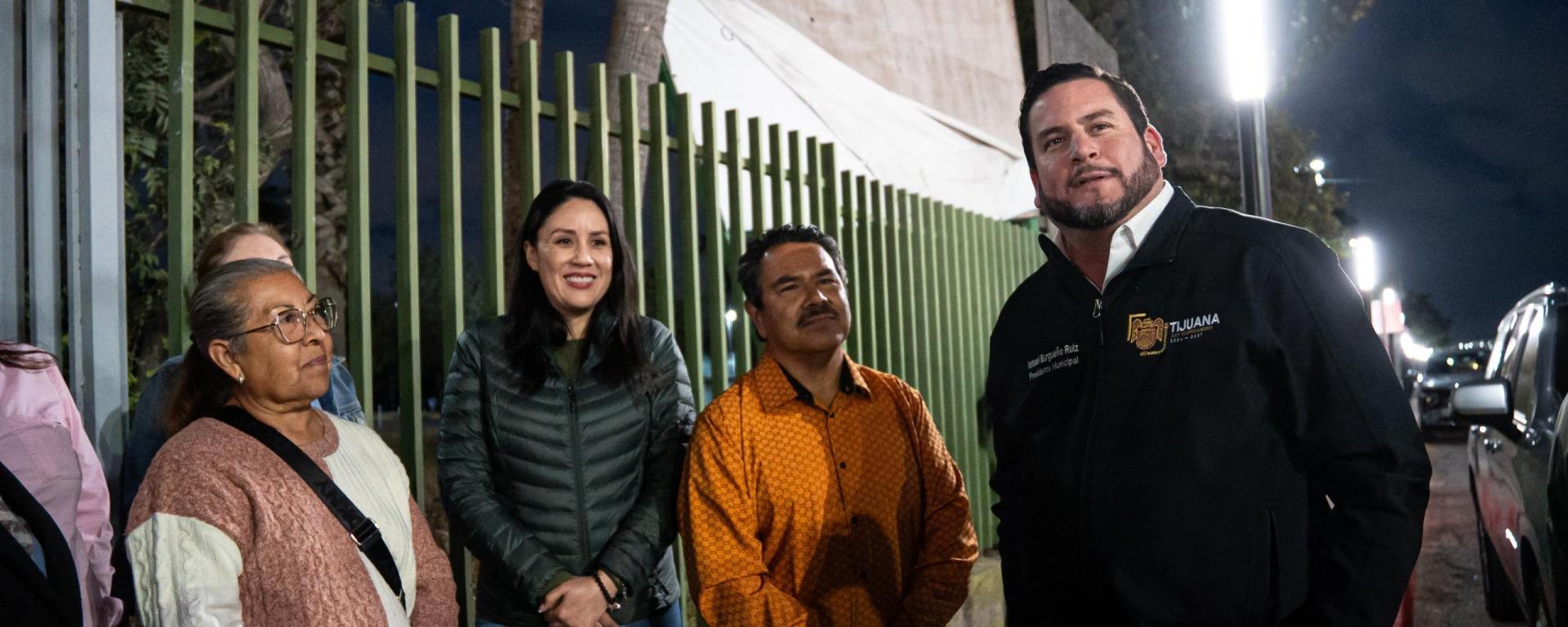 Lidera Ismael Burgueño modernización del alumbrado público con más de 20 mil luminarias y Senderos Seguros en Tijuana