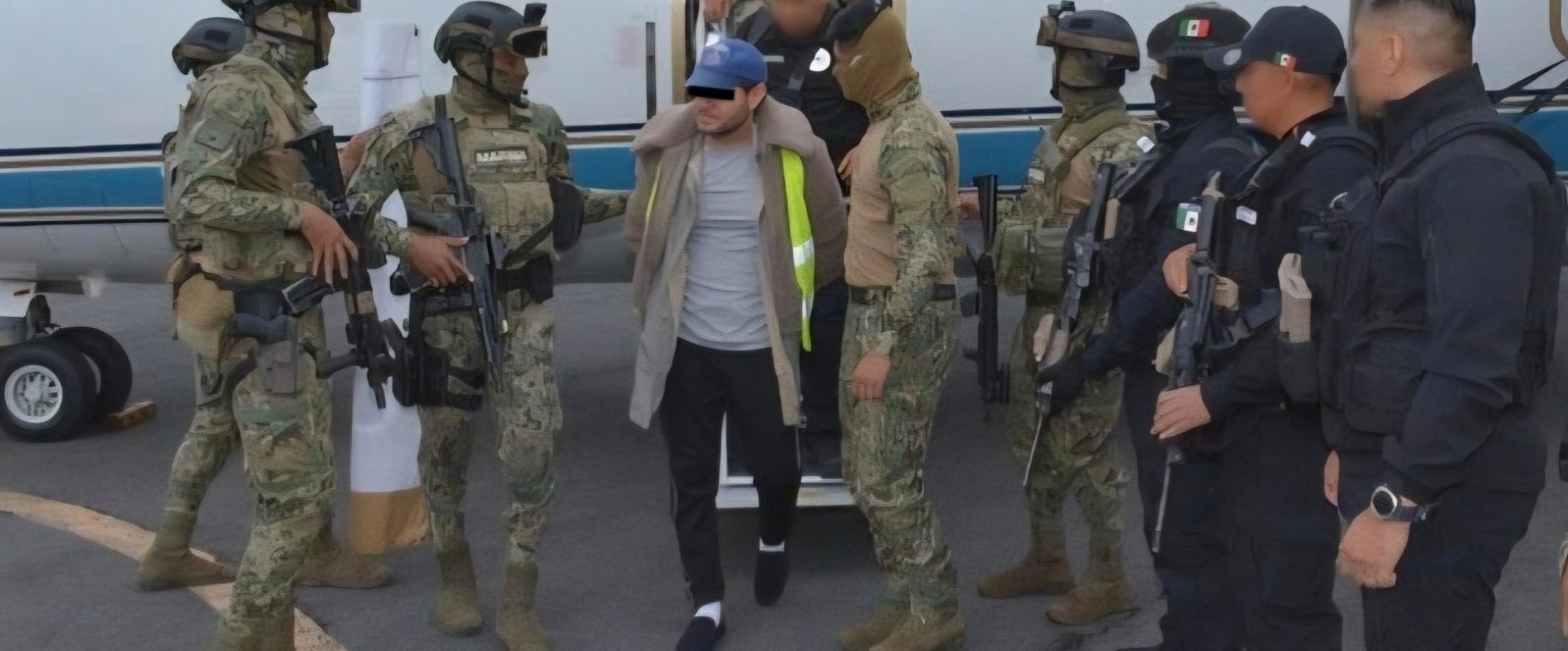 Dictan prisión preventiva a mando naval retirado vinculado a red de 'huachicol fiscal'