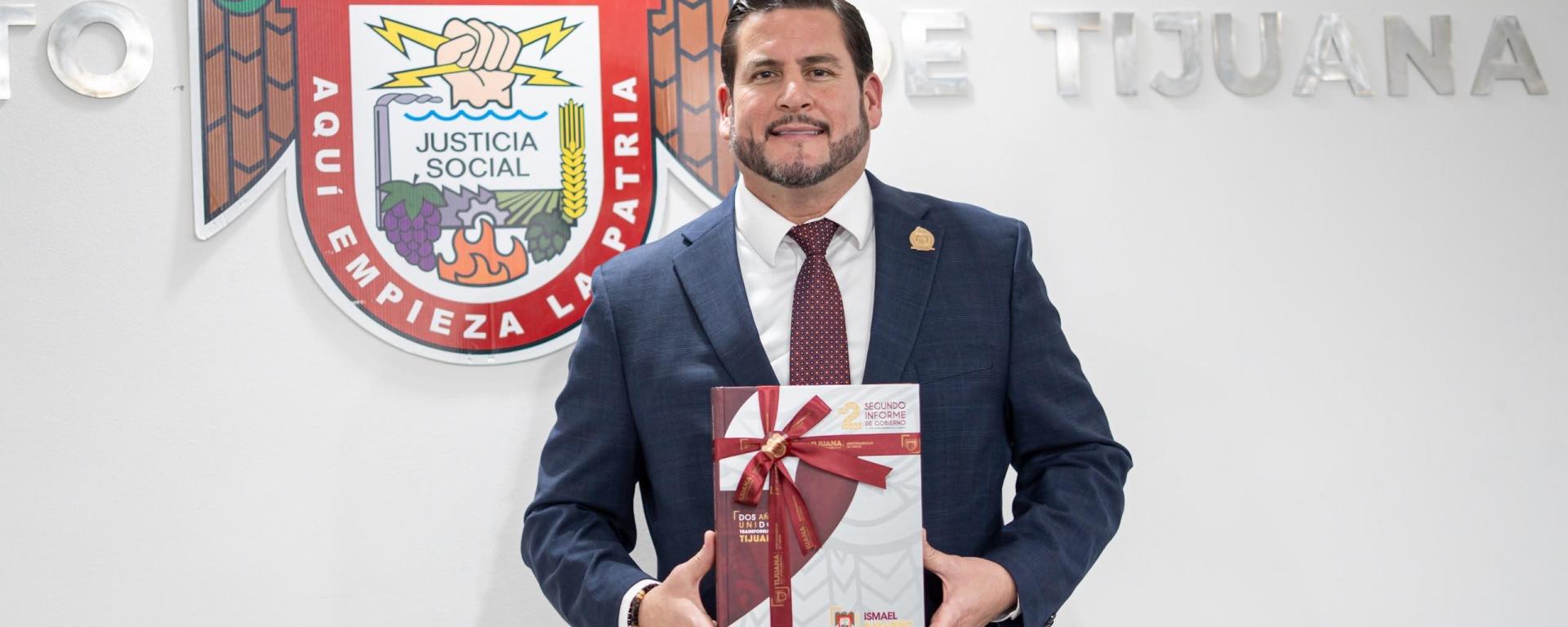 Presenta alcalde de Tijuana cifras de su segundo año de gestión ante Cabildo