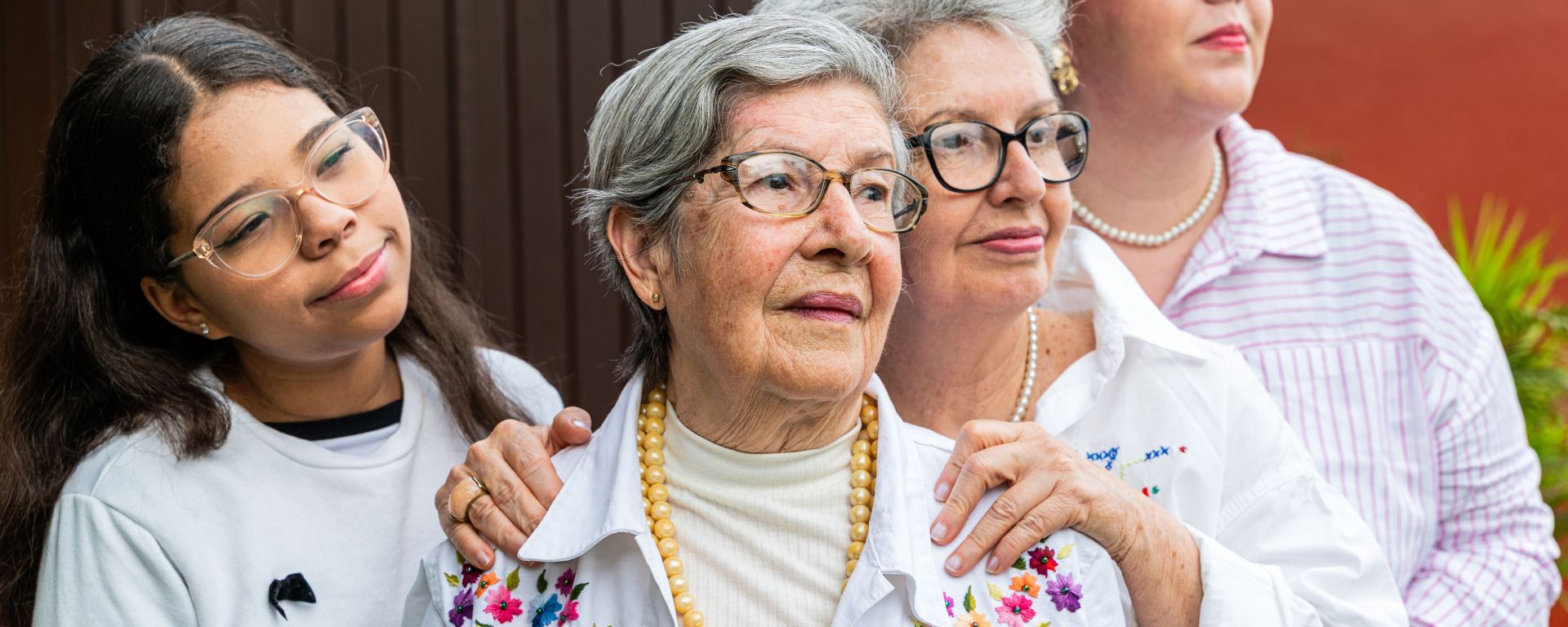 Abren registro para pensiones de Adultos Mayores y Mujeres en Baja California: fechas, sedes y requisitos