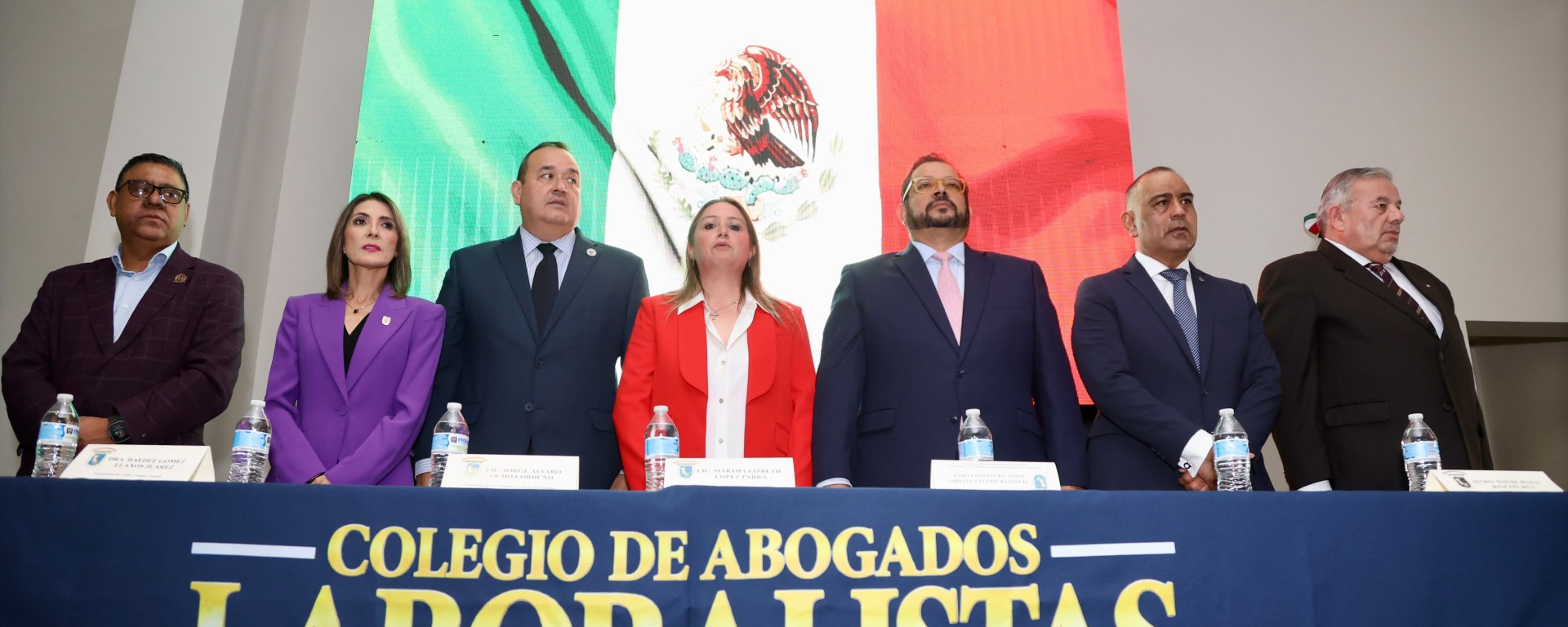 Asume Martha López la presidencia del Colegio de Abogados Laboralistas de BC