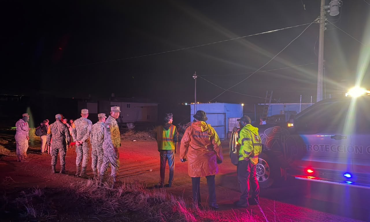 Desbordamiento de arroyo deja 30 familias evacuadas y casi 200 refugiados tras el paso de la tormenta "Rachel" en Ensenada