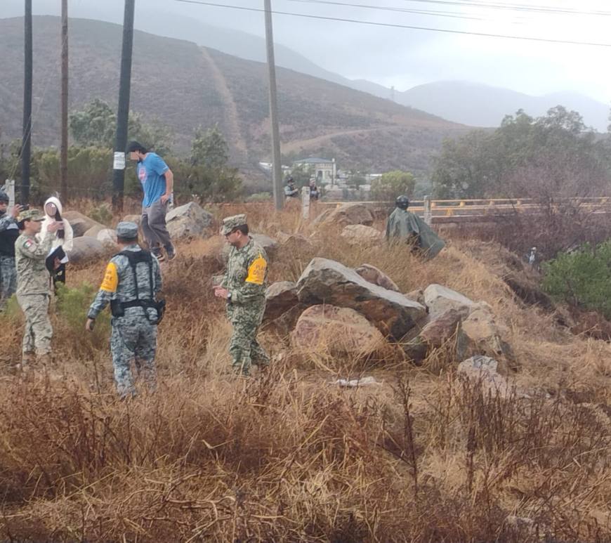 Cuatro integrantes de una familia continúan desaparecidos en Maneadero tras el paso de la tormenta Rachel; hallan cuerpo de menor en La Bufadora