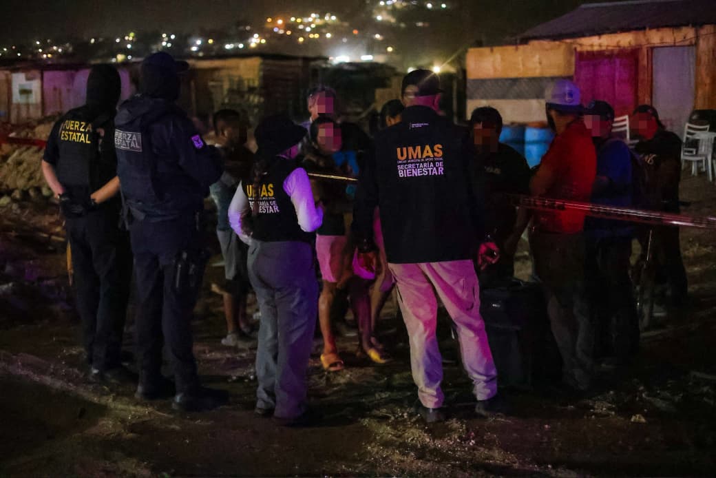 Desalojan a 64 familias asentadas en el cauce del Río Tijuana ante riesgo de deslave por lluvias