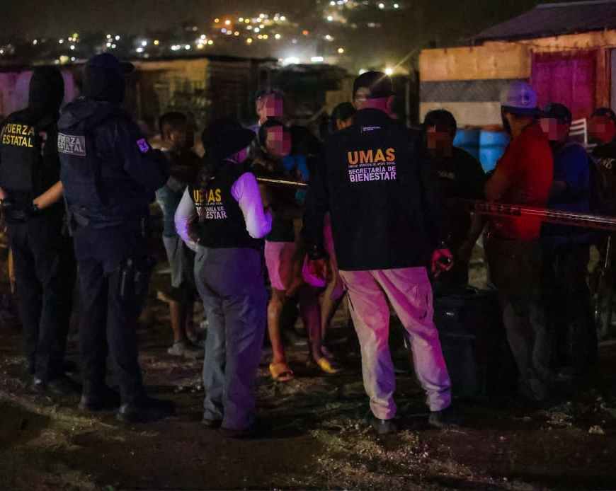 Desalojan a 64 familias asentadas en el cauce del Río Tijuana ante riesgo de deslave por lluvias