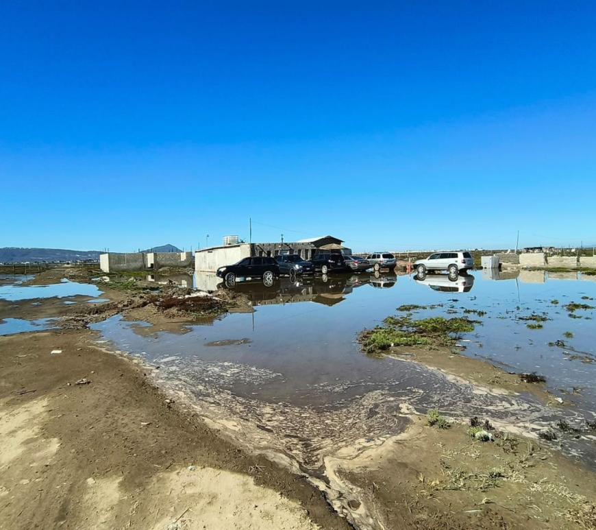 Riesgo por marea alta obliga a pedir la evacuación de 72 personas en El Salitral