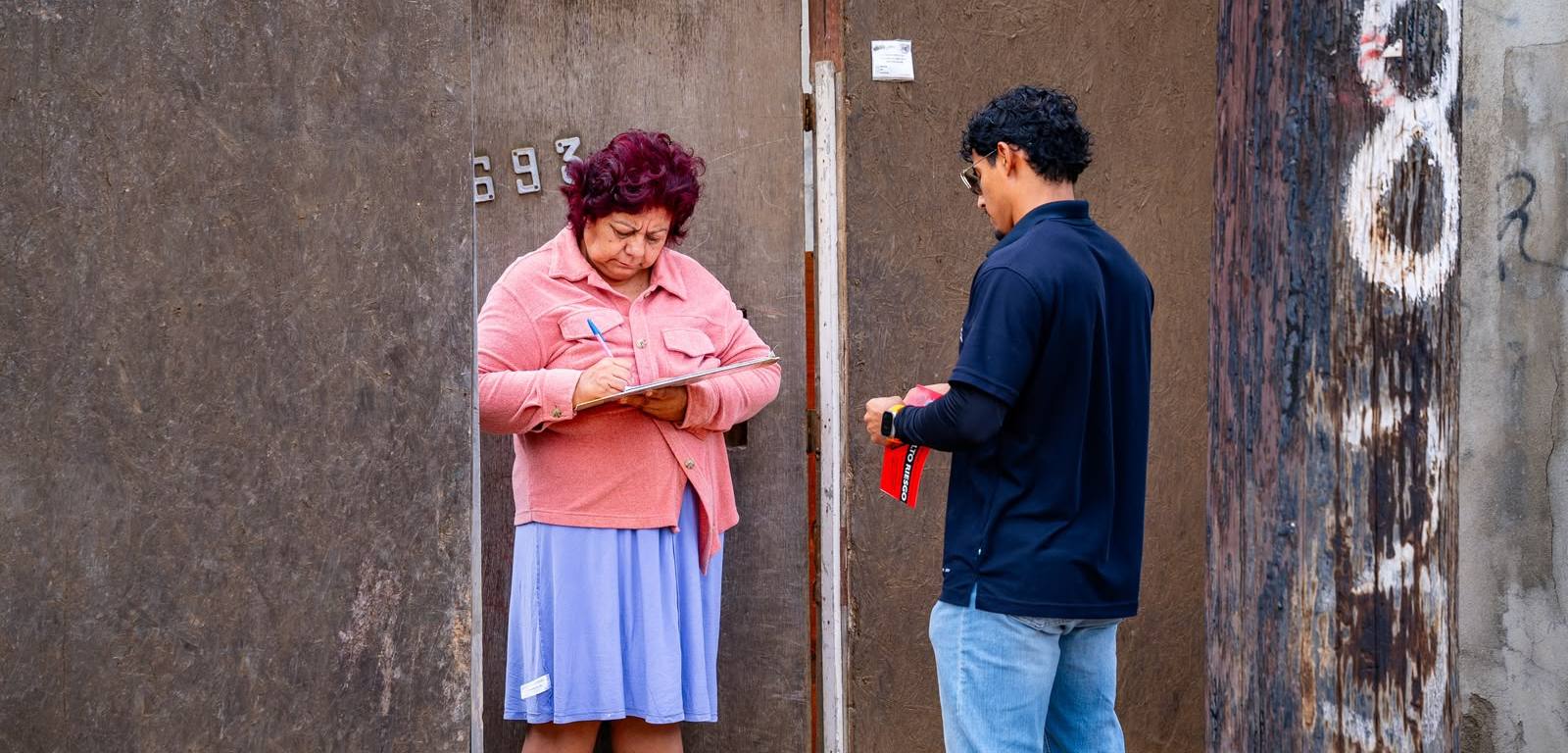 Advierten riesgo por lluvias a más de 350 familias en Ensenada